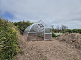 GREENHOUSE SUNGROW, 24 M² (3M X 8M; 9.8FT X 26FT)