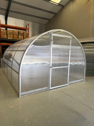 STRONG PREMIUM, 18M² (3M X 6M; 9.8FT X 19.6FT)