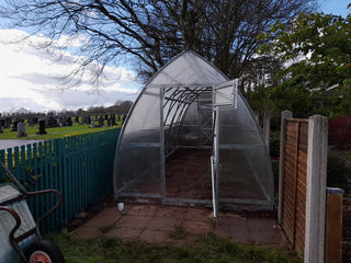 GREENHOUSE ARROW, 15.6 M² (2.6M X 6M; 8.5FT X 19.6FT)